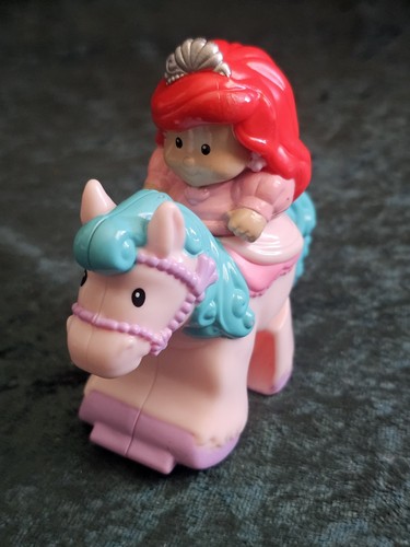 FISHER PRICE Little People Disney Princess Ariel On Pink Klip Klop Horse Pony