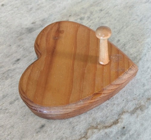 Espositore da parete picchetto rovere vintage cuore arte decorazione cottage nucleo anni 90 retrò casa gancio - Foto 4 di 13
