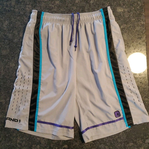 VINTAGE AND1 SHORTS Long Basketball Style W Pockets Men's Medium And One - Picture 1 of 11