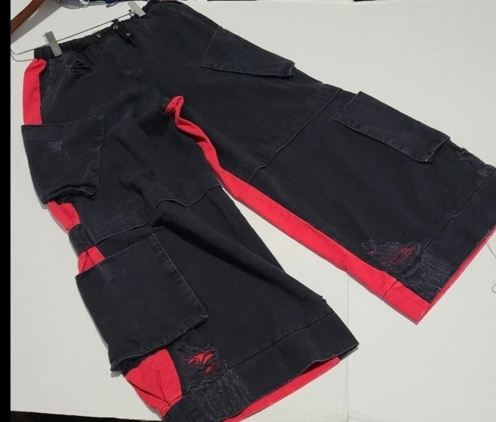CARMAR Black Red Baggy cargo jeans womens Distressed Ripped Size small