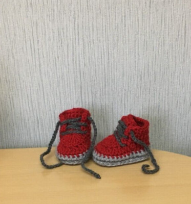 Crochet baby shoes Handmade crochet wool baby booties sneakers slippers