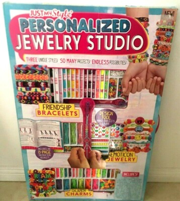 Just My Style Personalized Jewelry Studio: Friendship bracelets Emoticon  charms - Main Image