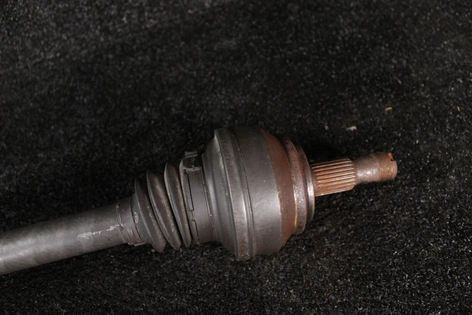 Eje trasero izquierdo mercedes s550 tracción trasera 2014 2017 a2223502204 39 k m278 w222 Foto 3 de 4