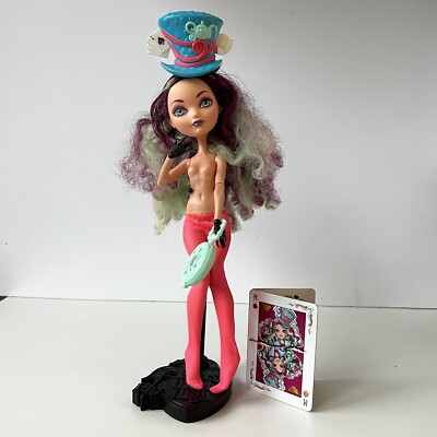 Ever After High Madeline Hatter Doll With Hat/necklace/clock/tights