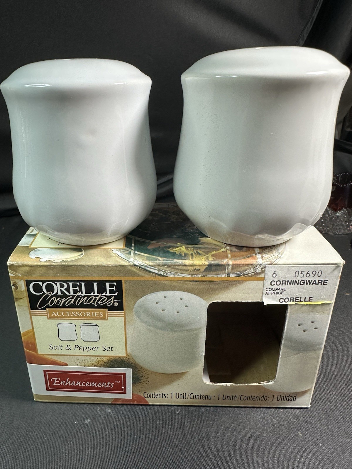 Corelle Coordinates Salt And Pepper Set~White~2007~New In Box
