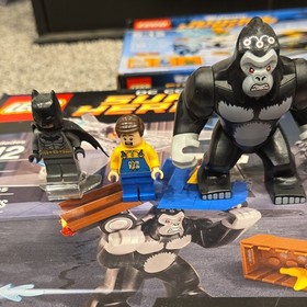 LEGO DC Comics Gorilla Grodd Goes Bananas 76026 Arctic Batman 76000 Set Batman