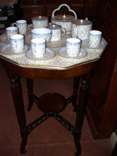 WEDGWOOD WOODEN TEA TROLLEY ON