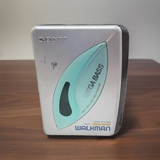 Sony WM-EX190 Walkman Mega Bass Tested Working Silver AVLS Vintage