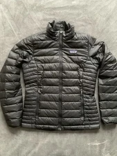 Patagonia Down Sweater Women’s Size Small Quilted Puffer Full Zip Jacket Black