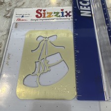 Sizzix Simple Impressions Embossing Folder BABY BOOTIES 38-9501