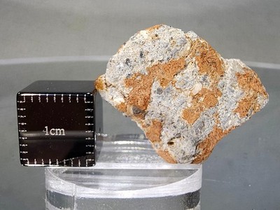 NWA 16520, Lunar (frag. breccia), 3.37g, Meteorite as found, buried sample