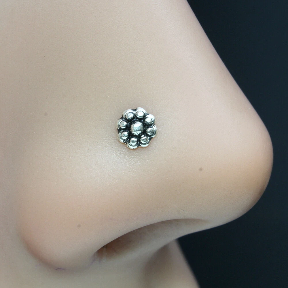 Twist nose piercing top