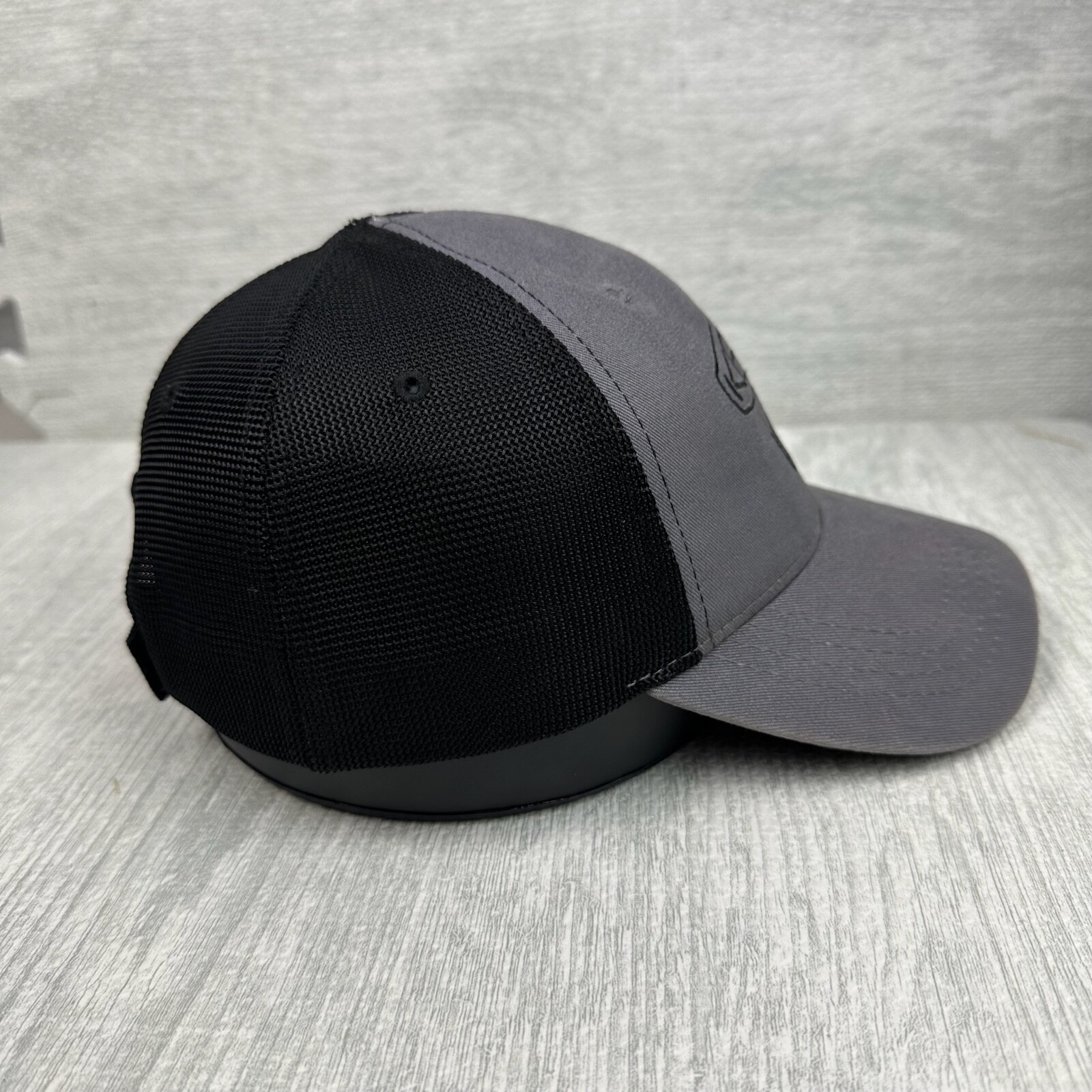 Cappello Keen Utility berretto cinturino posteriore berretto da baseball grigio bicolore camionista escursionismo