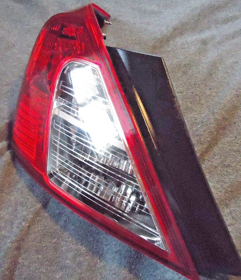 Compatível com 2012-2016 Nissan Versa Sedan conjunto de lanterna traseira Brock lado esquerdo novo - Imagem 2 de 4