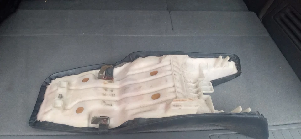 Honda CB400F CB1 1989-1990 asiento original usado Foto 4 de 4