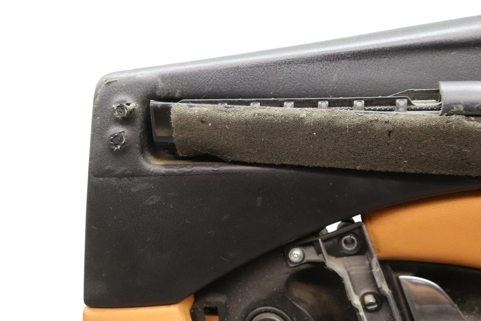 03-13 Maserati Quattroporte M139 Rear Right Side Interior Door Panel OEM - Image 4 of 4