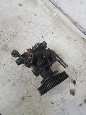 Pompe à eau Infiniti Q50