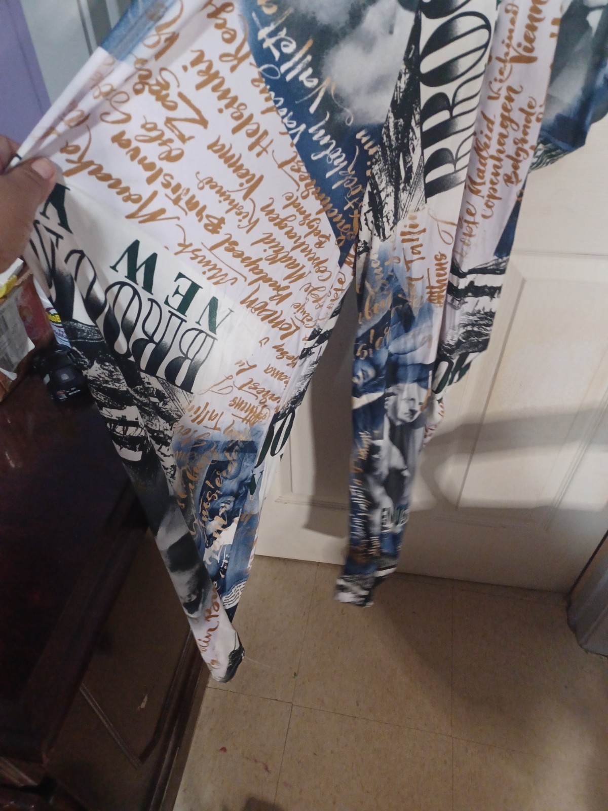 Picture 4 of 5