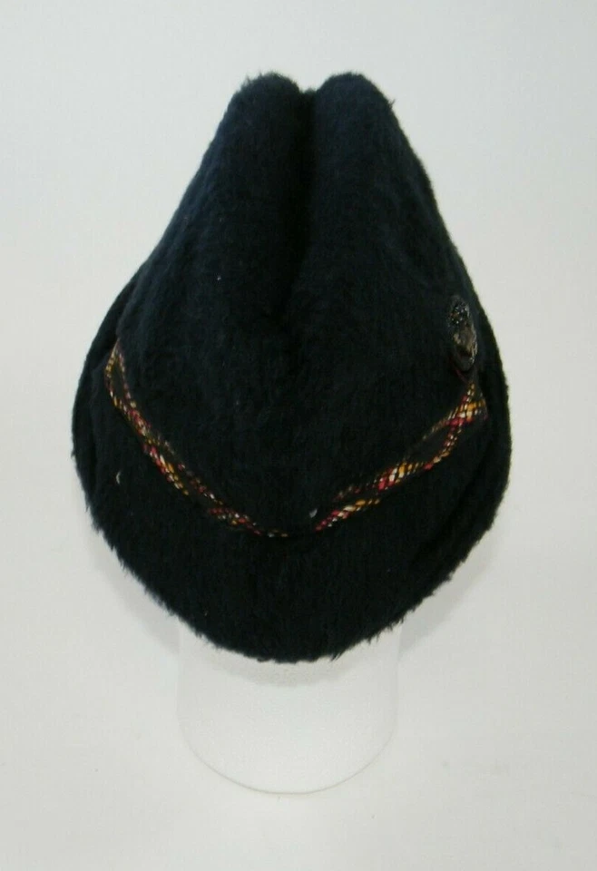 CHAPÉU DE PELE SINTÉTICA VINTAGE COM EMBLEMA DE PEDIDO DE ALCE PAP - Imagem 4 de 4