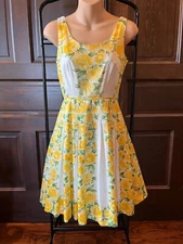 Ann Taylor LOFT Petites Size 0P Yellow Rose Dress Sleeveless Fit Flare Cotton