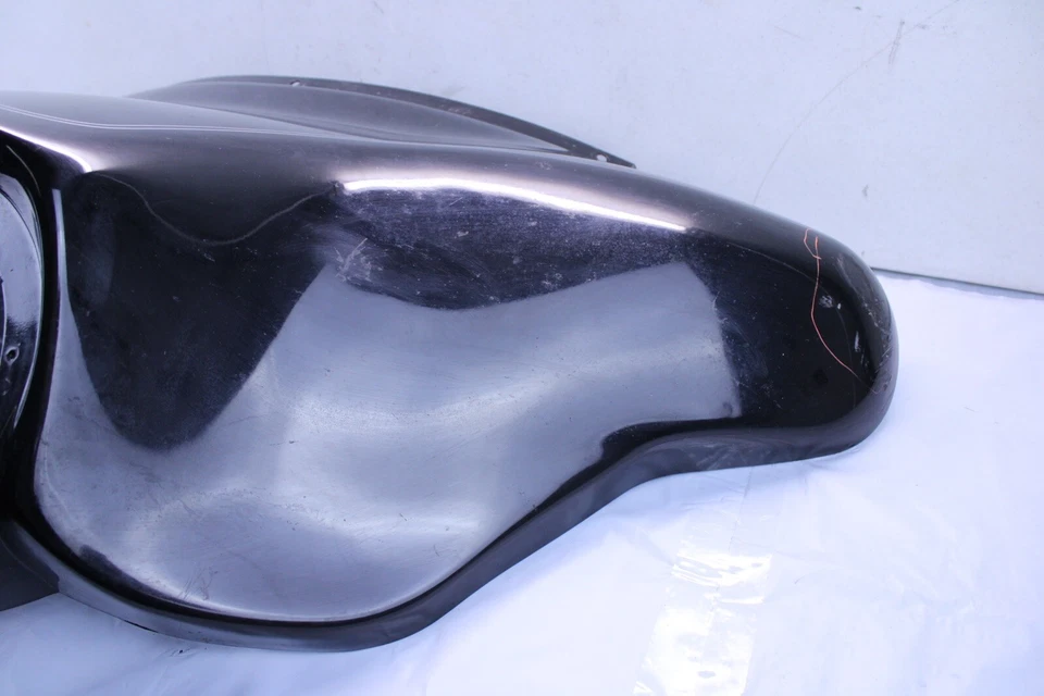 Carenado de ala de murciélago exterior delantero negro 58236-96 OEM Harley Touring 97-13 Foto 4 de 4