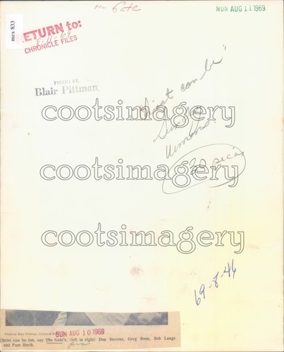 1969 1960s Teen Christian Musicians Perform at The Gate Houston TX Press Photo - 第 2/2 張圖片