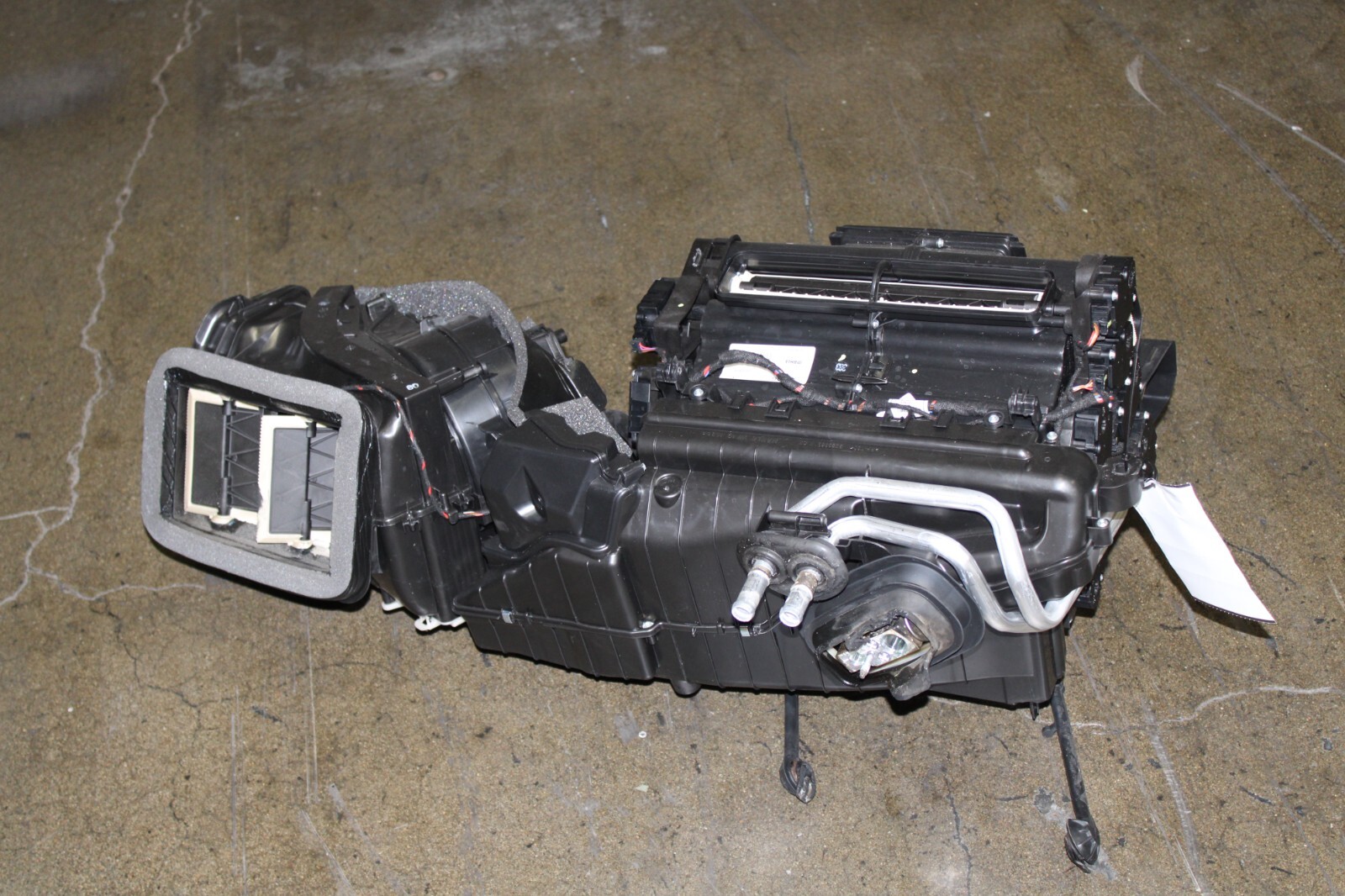 Lamborghini Urus, Front AC Evaporator, Used