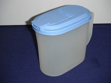 Tupperware kleiner Goldquell Milchkanne Saftkanne Kanne 1,2L blau