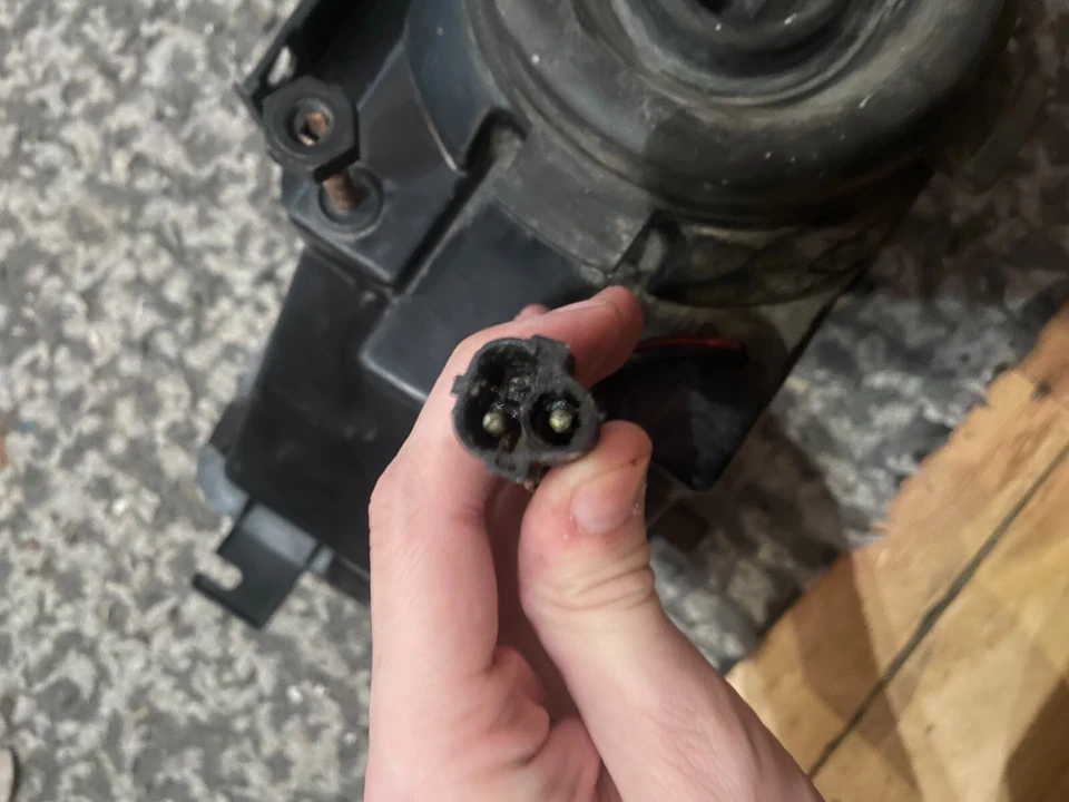 ROVER MG MAESTRO (1984-1993) SCHEINWERFEREINHEIT FAHRERSEITE RECHTS O/S LUCAS/UNIPART - Bild 4 von 4