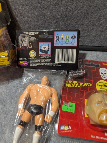 VTG Wrestling WWF STONE COLD STEVE AUSTIN Lot Toy Action Figure Keychain Watch - Picture 11 of 15