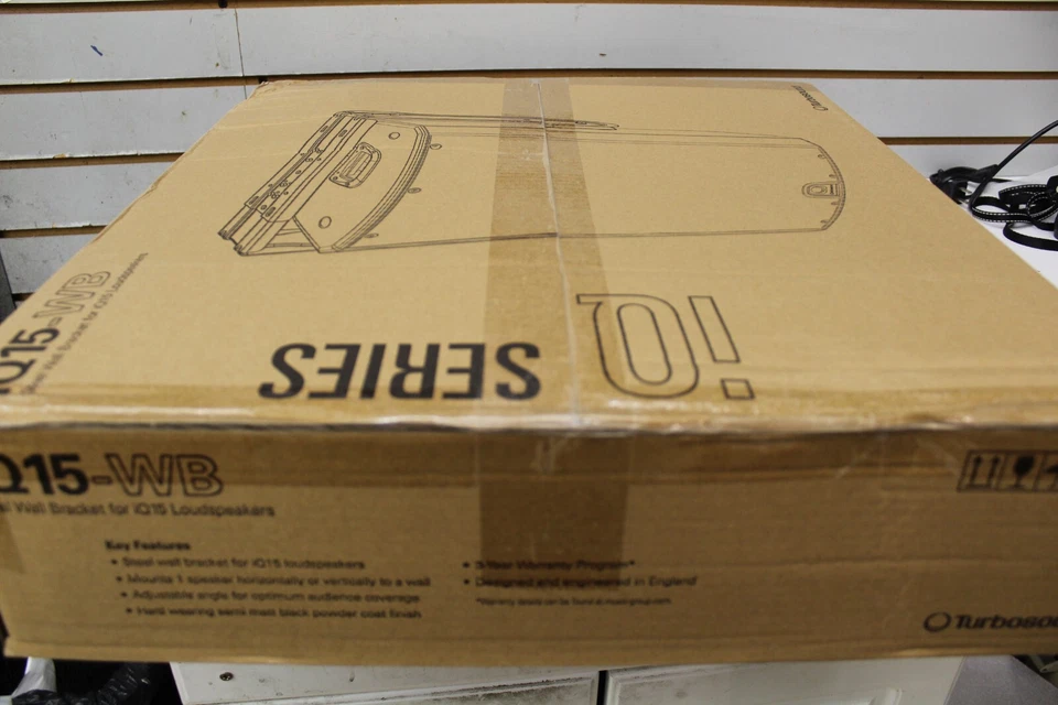 Paquete de 2 soportes de pared Turbosound iQ IQ15-WB para altavoces iQ15 NUEVO - ENVÍO GRATUITO Foto 3 de 4