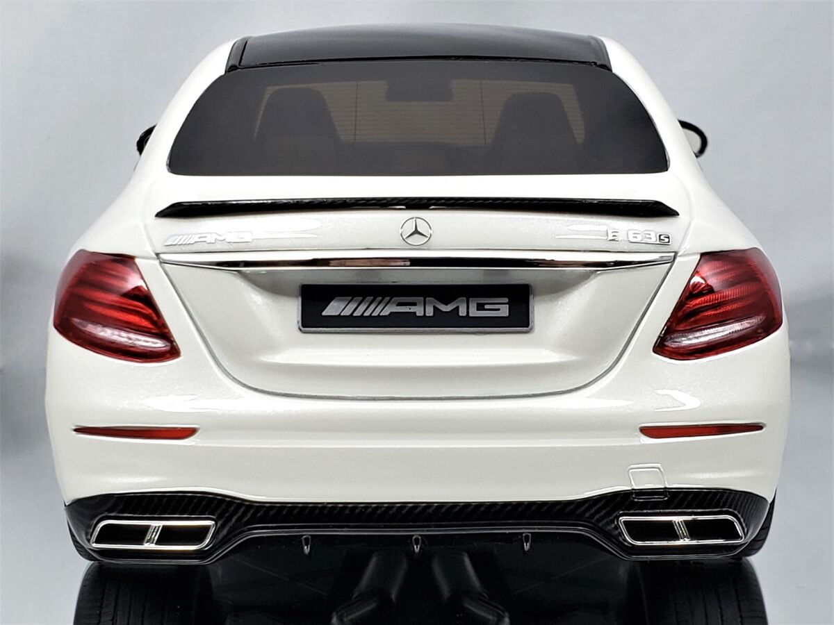 GT Spirit Mercedes Benz AMG E63 S (W213) Sedan White GT Spirit Mercedes Benz AMG E63 S (W213) Sedan White