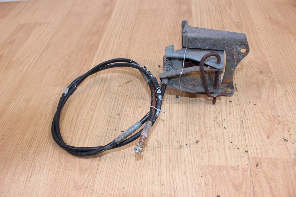 1981 SKI-DOO BLIZZARD 5500 MX тормозной суппорт с колодками и кабелем - Изображение 4 из 4