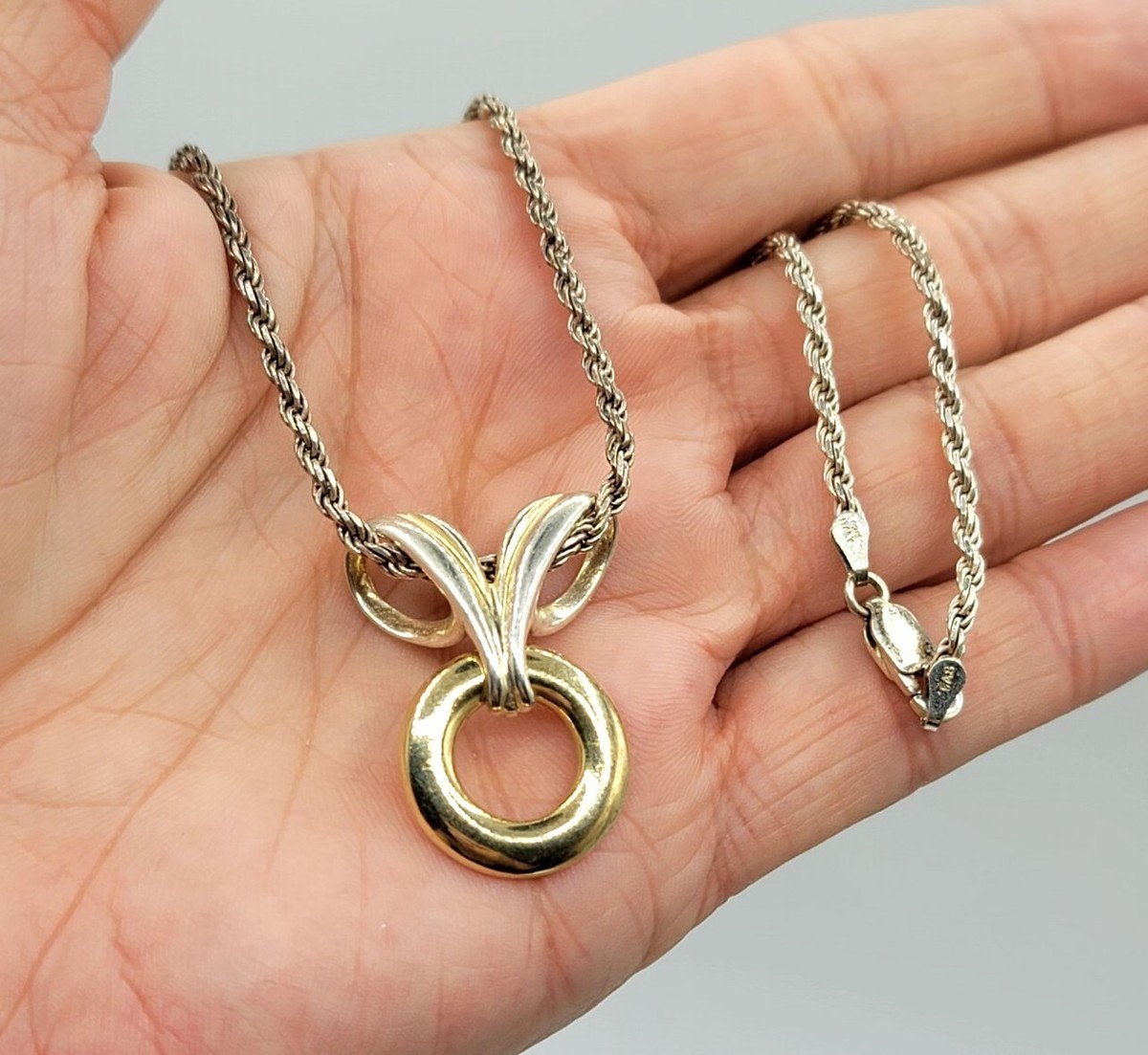 アクセサリー Nautilus silver and cord necklace SOPHIE BUHAI Nautilus silver and cord necklace | NET-A-PORTER