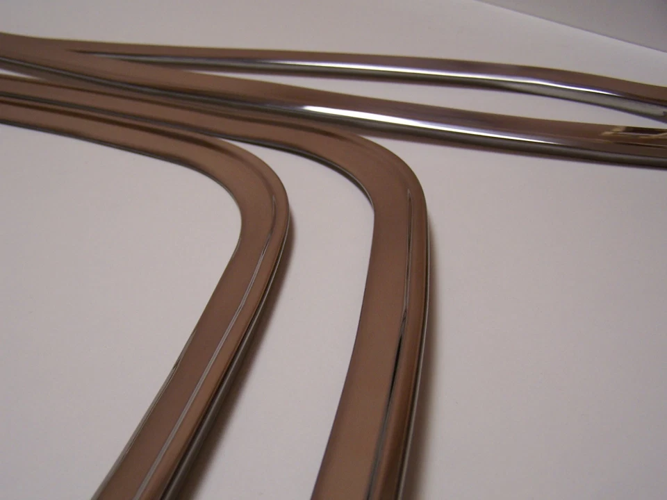 Fits Mopar 68 69 70 Coronet RoadRunner GTX Rear Window Trim Molding with Clips - Image 4 of 4