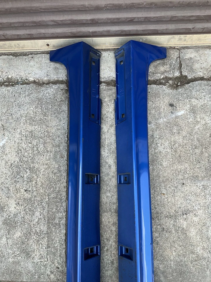 Subaru WRX STi 2008-2014 sedán OEM izquierda/derecha izquierda, derecha faldones laterales OEM/67A Foto 2 de 4