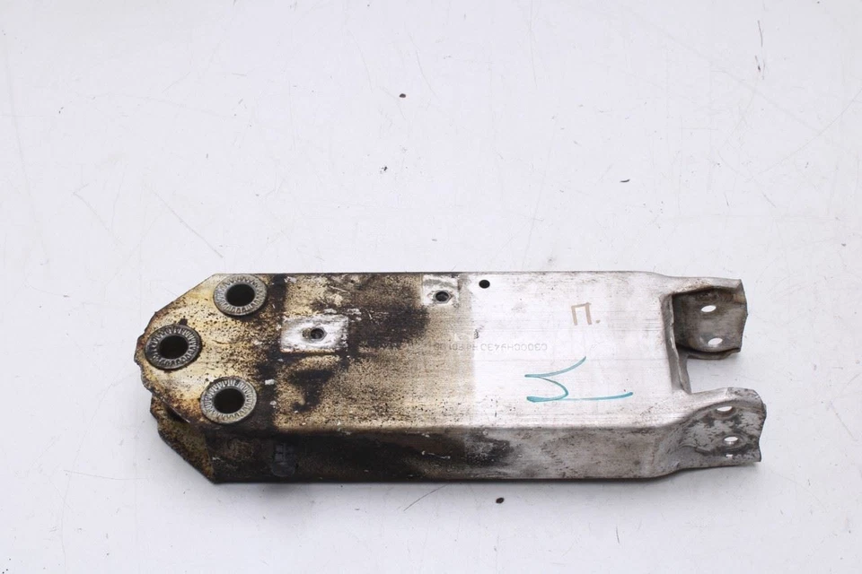 Barra de impacto refuerzo parachoques delantero derecho e izquierdo BMW 750Li xDrive 10-15 Foto 3 de 4