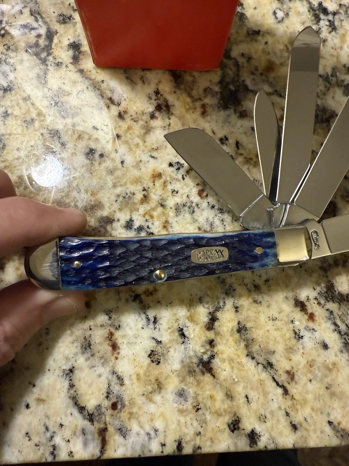 Case THE BEAST MIB KNIFE - 5 Blades Late 90s - Image 2 of 4