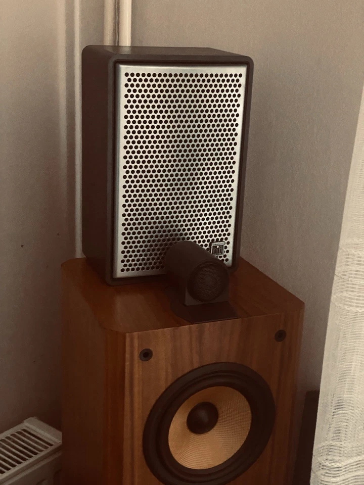 GRUNDIG Compact Box 250a Super HiFi (W. Alemania) - Par de mini monitores vintage Foto 2 de 4