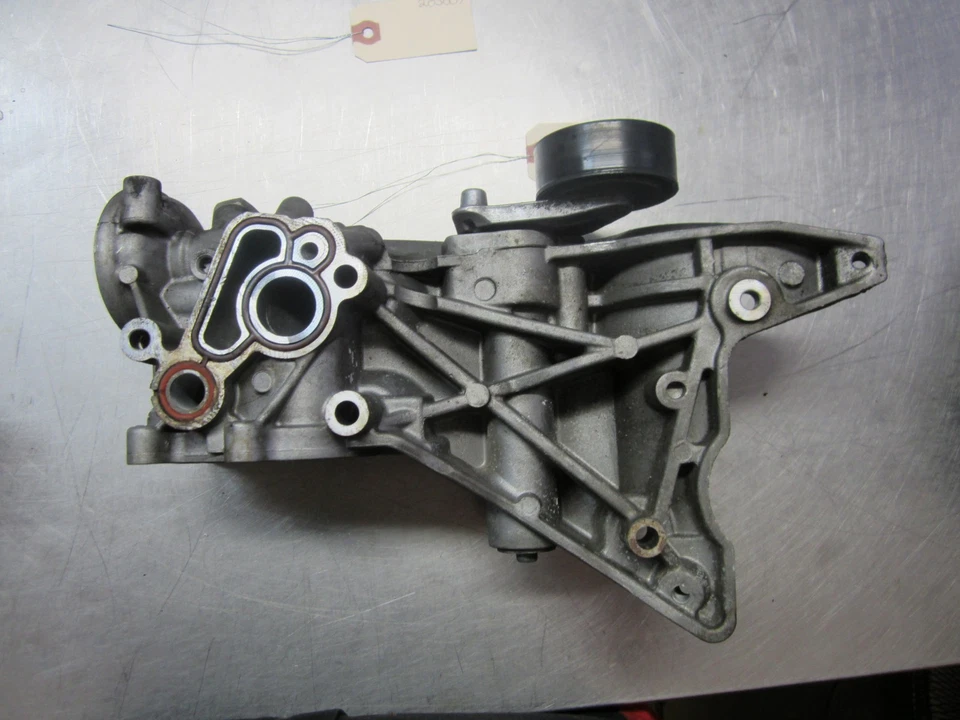 Carcasa filtro aceite motor para 09-11 Volkswagen Tiguan 2.0 06J903143AG Foto 2 de 4