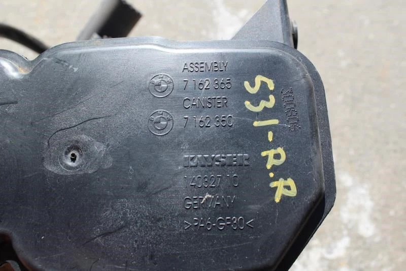 BMW 550i E60 2006 2007 bote de carbón de vapor de combustible 7162365 Foto 4 de 4
