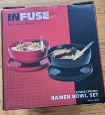 INFUSE Ceramic 2 Asian Ramen Bowl Set w/ Lids  & 4 Bamboo Chopsticks Black & Red