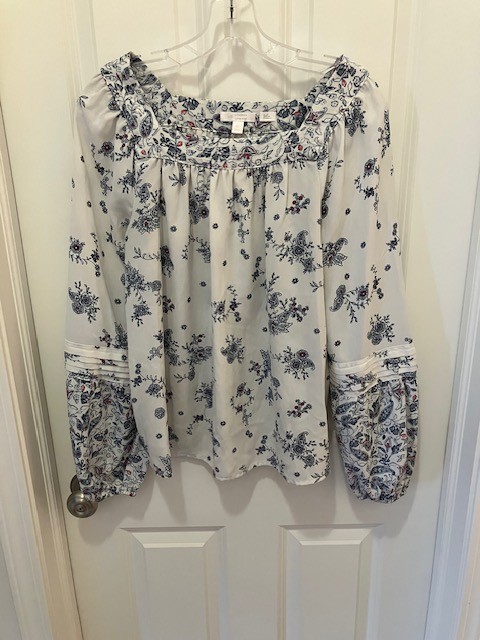 Lauren Conrad Sheer Multicolored Floral Print Relaxed Fit Blouse Shirt Size M