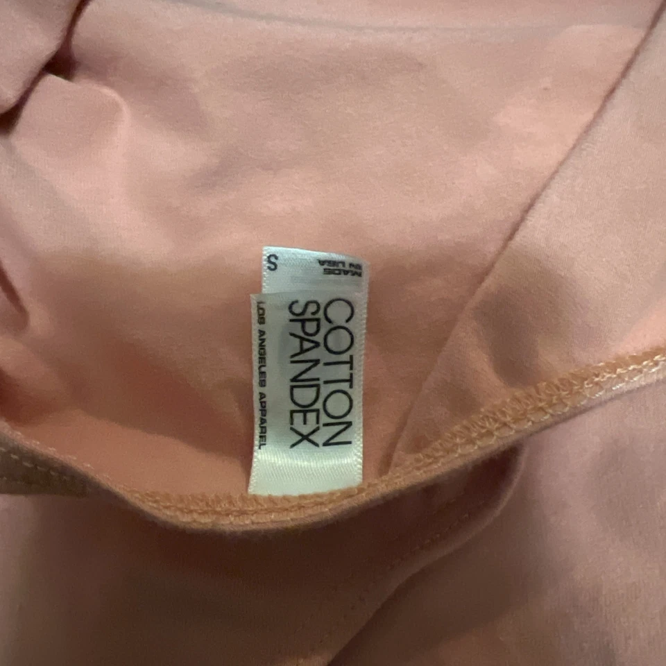 Body de tanga de spandex de algodón pequeño American Peach de Los Angeles Apparel para mujer Foto 3 de 3