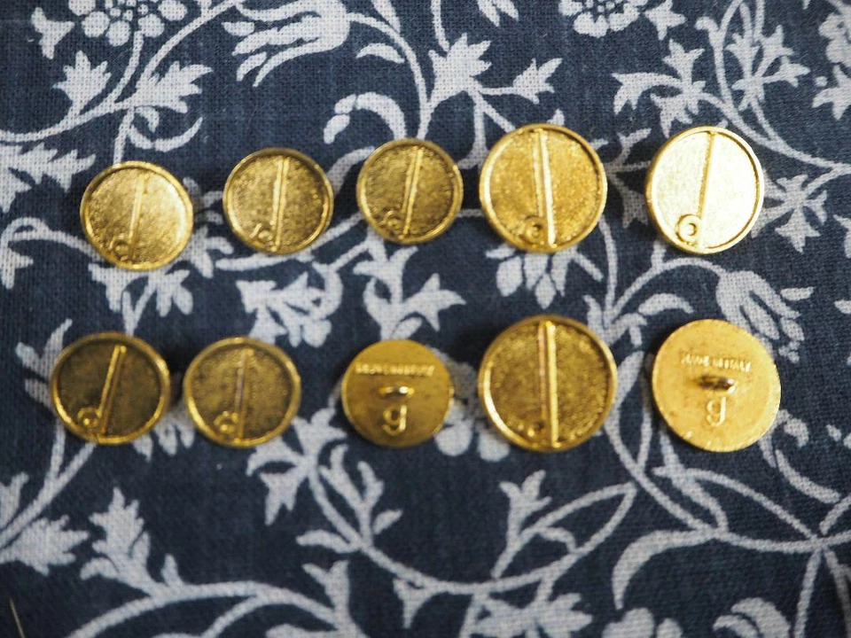 10pcs gold-colored  bundle of dunhill buttons special vintage  buttons - Image 2 of 3