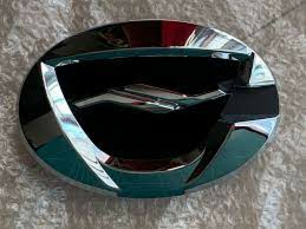 Toyota Genuine OEM Front Emblem COROLLA RUMION Logo Ornament 75311