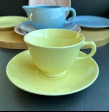 Lu-Ray Pastels Persian Cream YELLOW Tea Cup w Saucer EUC Made In USA