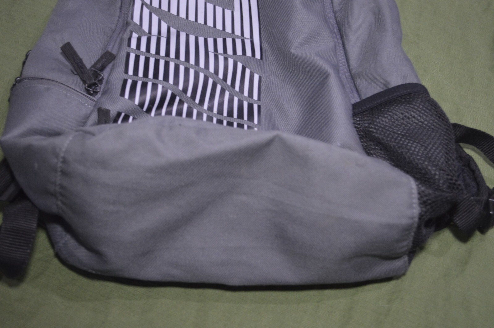 Nike Gray Back Pack Medium Lightweight - image 4