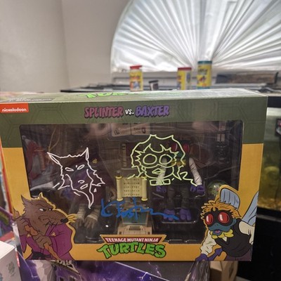 NECA Tmnt Splinter Vs Baxter Autographed by Kevin Eastman ￼