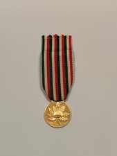 Medaglia ORO 18KT 50' anniversario vittoria 1918/1968 perfetta, bellissima